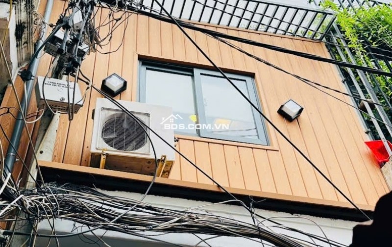 Bán Nhà Lạc Long Quân, Phường 8 Tân Bình, DTSD 50m2, 3Tầng 2PN. Chỉ 3.15 tỷ còn TL Với chính Chủ